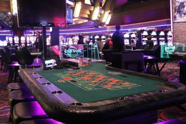 الرياطي:اي اتفاقية لانشاء كازينو في العقبة مصيرها مثل كازينو البحر الميت