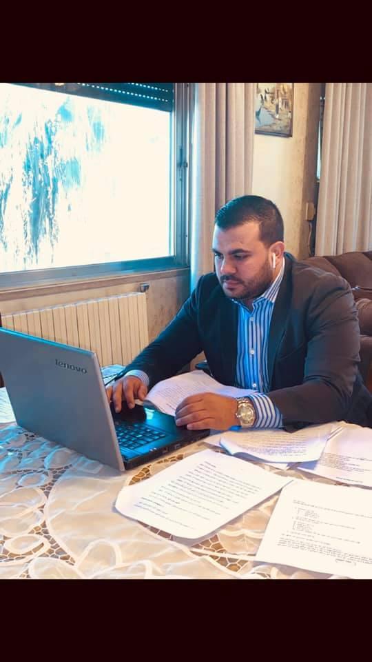 محمد فريز الجغبير مبارك التخرج