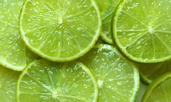 5 فوائد مذهلة لا تعرفها عن الليمون الأخضر