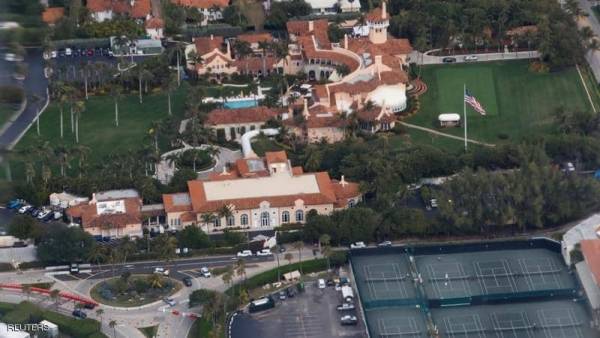 تحرك وشيك يهدد إقامة ترامب في منتجعه.. ما قصة اتفاق 1993؟