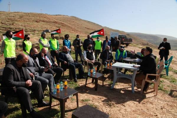 “ أشجارنا مستقبلنا “تطلقها مبادره جدارا احتفالا بالمية وعيد الشجره..