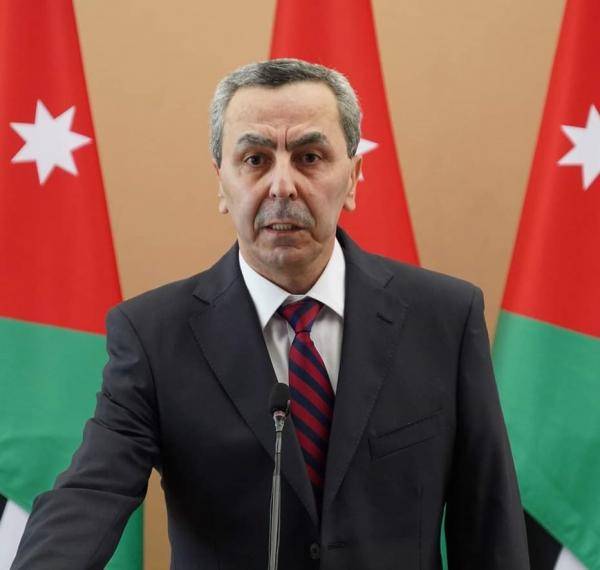 ابو قديس: التعليم العالي لا يملك الغاء شرط الاقامة للدارسين في الخارج