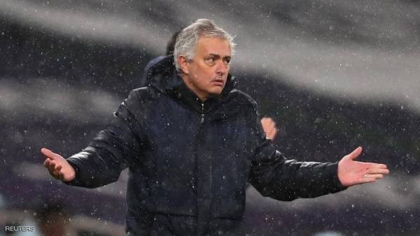 مورينيو المحبط لمراسلة: سؤال جيد لكنك لا تستحقين الإجابة