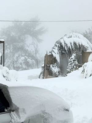 عجلون: ثلوج عالقة على مناطق شفاغورية (صور)