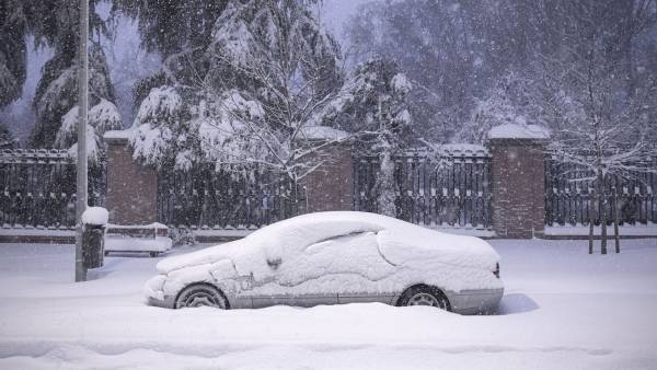 الرحامنة: العمل جار على فتح الشوارع الفرعية في العاصمة  .. وهذه قصة الآليات المستأجرة !