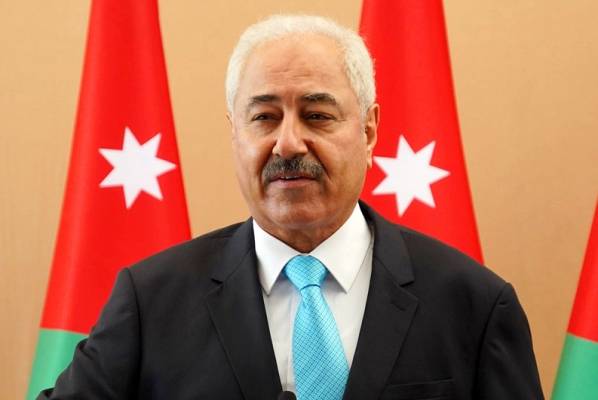 زيارة خاطفة لوزير الزراعة لقضاء الأزرق .. تثير إنزعاج المزارعين في المنطقة