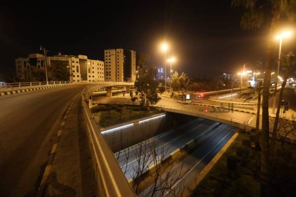 إشاعة “خرق الحظر” تزيد العبء على الجهاز الأمني