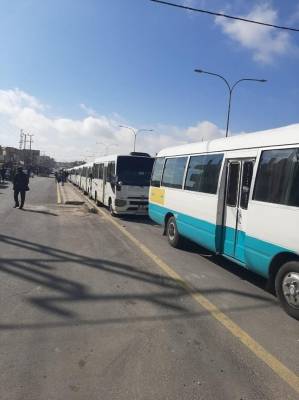 نقيب اصحاب السيارات العمومية .. على الحكومة تحمل نتائج قرار تخفيض السعة المقعدية