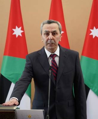 التربية والتعليم تناكف طلبة البرنامج الدولي .. ورسالة احتجاج للوزير ابو قديس تطالبه بالتراجع عن قرار الامتحان