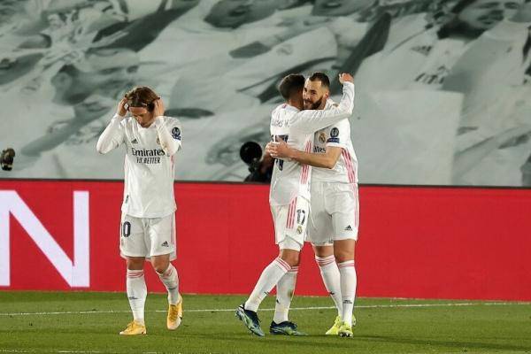 بعد التأهل لربع النهائي .. زيدان يدافع عن مودريتش