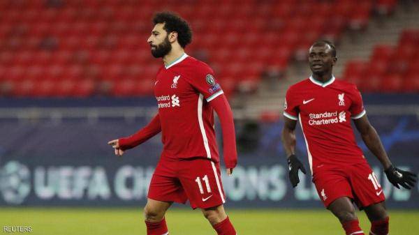 خلافات ماني وصلاح تتواصل .. تجاهل وأنانية في الملعب