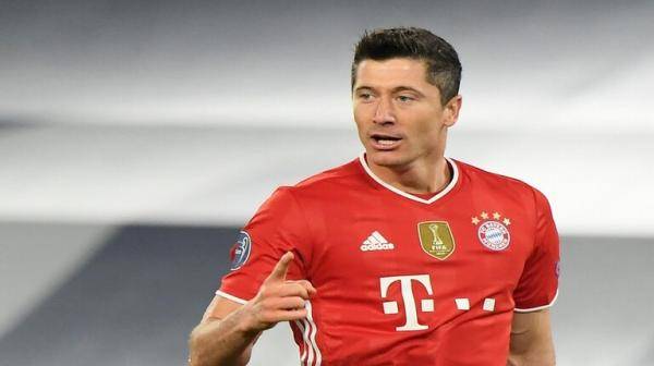 ليفاندوفسكي يقترب من تحطيم رقم صامد منذ نصف قرن