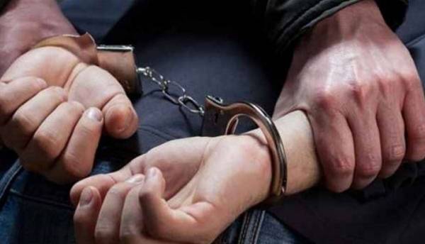 بعد شكوى مستثمر .. فريق من هيئة النزاهة يلقي القبض على موظف بلدية طلب رشوة