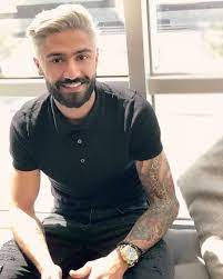 النبر يستعد للتوقيع