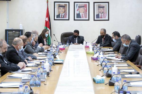 الوزير الخرابشة يقترح على النواب تعديلات لقانون مقدم من الحكومة