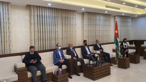 قطاعات تجارية تطالب بتقليص ساعات حظر التجول الجزئي