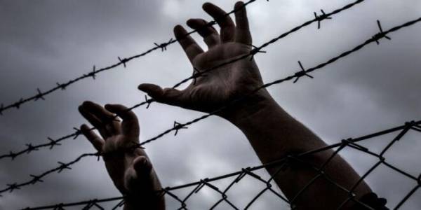 يوم الاسير الفلسطيني: 4500 اسير بسجون الاحتلال