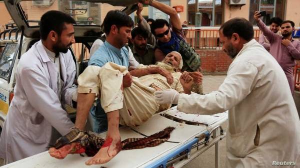 8 قتلى من عائلة واحدة داخل مسجد في أفغانستان بسبب خلاف على عقار