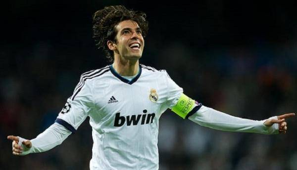 كاكا 39 عاما .. هل أنهت رفاهية الصغر رحلة النجومية مبكراً؟