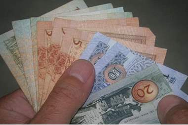 صرف حوافز الدفعة الاخيرة من الربع الاول لجميع كوادر الصحة