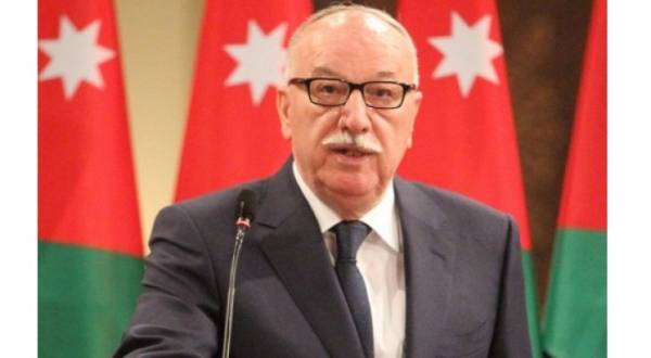 الكسبي يوعز بطرح العطاءات الواردة في موازنة المحافظات