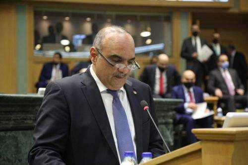 30 من الاردنيون راضون عن تعامل الحكومة مع ازمة كورونا