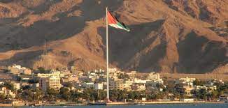 سلطة العقبة توقف العمل بتصاريح التجول