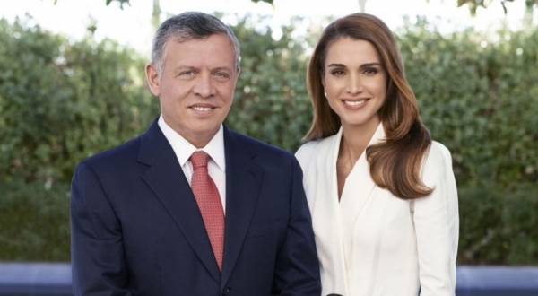 جلالة الملك والملكة في زيارتين للشريف شاكر بن زيد ودولة فيصل الفايز