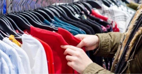 قطاع الألبسة: لا فائدة من قرار تقليص ساعات الحظر في العيد