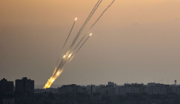 كتائب القسام توجه ضربة صاروخية نحو القدس