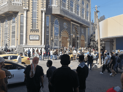 آلاف الأردنيين يزحفون إلى الحدود مع فلسطين