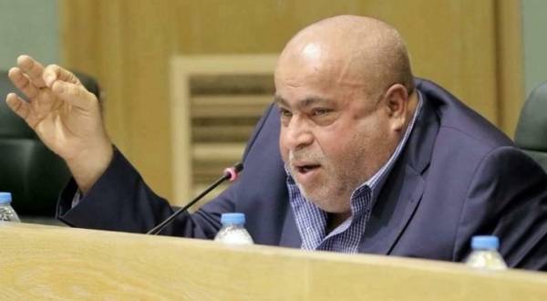 عطية: اما طرد السفير او الاعتصام تحت القبة