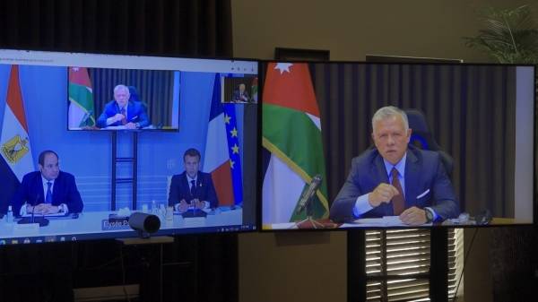 الملك: ضرورة حماية الفلسطينيين وإنهاء العدوان على غزة