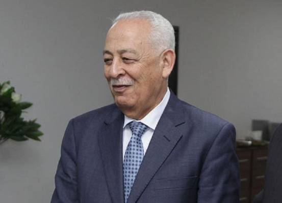 العيسوي يطمئن على صحة قعوار