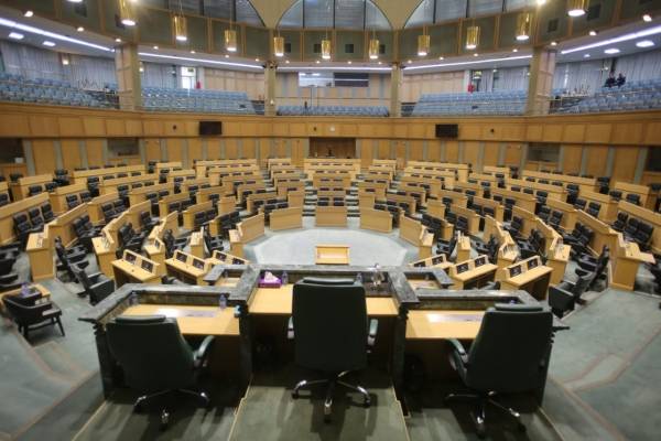 “النواب” يستكمل مناقشة مشروع قانون غسل الأموال وتمويل الإرهاب الأربعاء