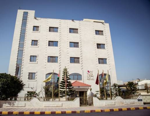 اغاتي باشا تربع على عرش الحلويات في الأردن .. وحكاية مكتوبة بالعسل والنوتيلا ..(صـور)