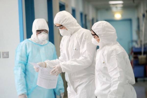 13 وفاة و620 اصابة كورونا جديدة في الأردن