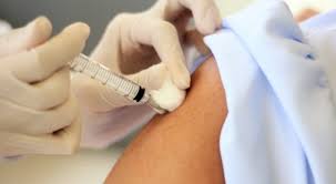 السماح لمن تلقى المطعوم التجوال بالحظر منتصف حزيران