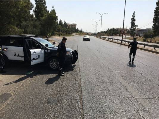 بلاغ من الخصاونة.. إعفاء متلقي الجرعة الأولى من حظر التجول الليلي