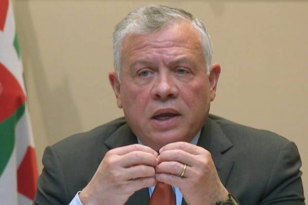 الملك بزيارته لمعان : المرحلة المقبلة تتضمن تحديث الدولة