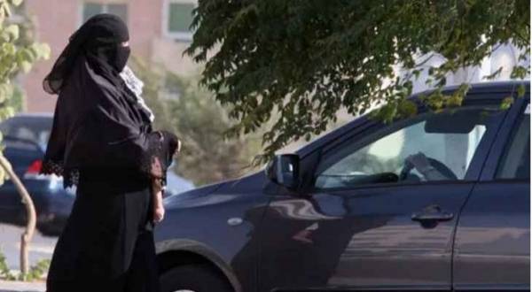 ضبط متسولة حاولت تقديم رشوة مالية لكوادر مكافحة التسول