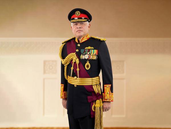 الديوان الملكي يهنئ الملك بعيد الجلوس الـ 22