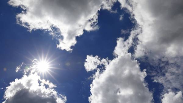 أجواء معتدلة في المرتفعات والسهول وحارة في باقي المناطق حتى الثلاثاء