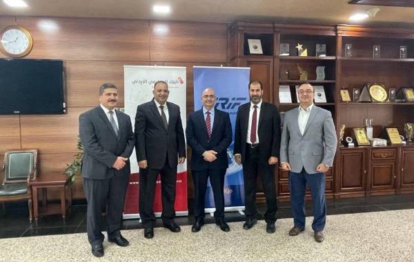 البنك الاسلامي الاردني  و كريف الأردن  يجددان اتفاقية الاستعلام الائتماني