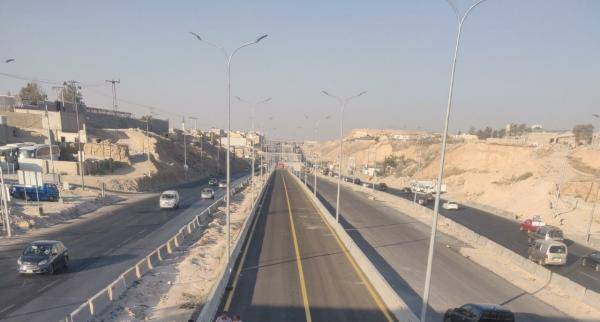 تحويلات مرورية على طريق الزرقاء عمان الأربعاء