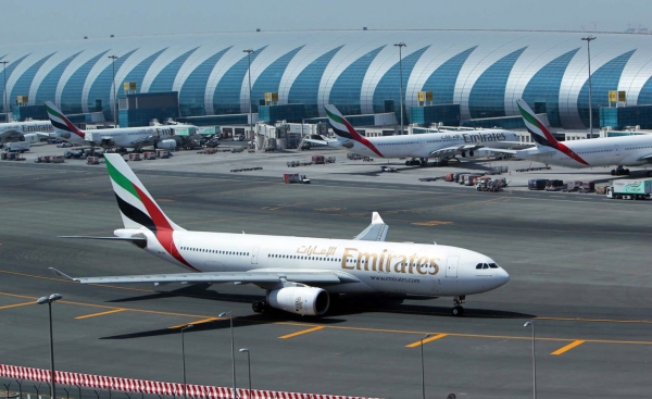 تصادم طائرتين بمطار دبي دون إصابات