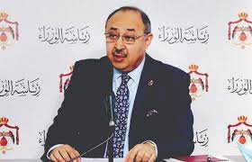 الناطق الاعلامي للحكومة يتجاوز ملف التحقيق ويقدم نفسه للرأي العام على أنه كهربجي!