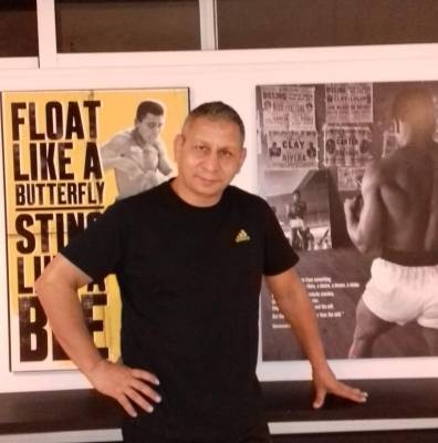 المدرب الوطني أيمن النادي يشيد بالملاكمين ويوضح أسباب الخسارة