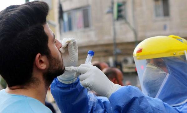 محافظة يوضح سبب تذبذب ارقام الفحوصات