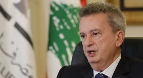 استجواب حاكم مصرف لبنان رياض سلامة بقضايا اختلاس أموال